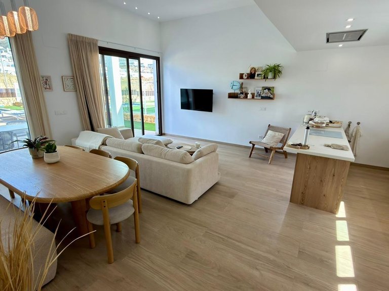 Villa for Sale in Finestrat, Alicante 5