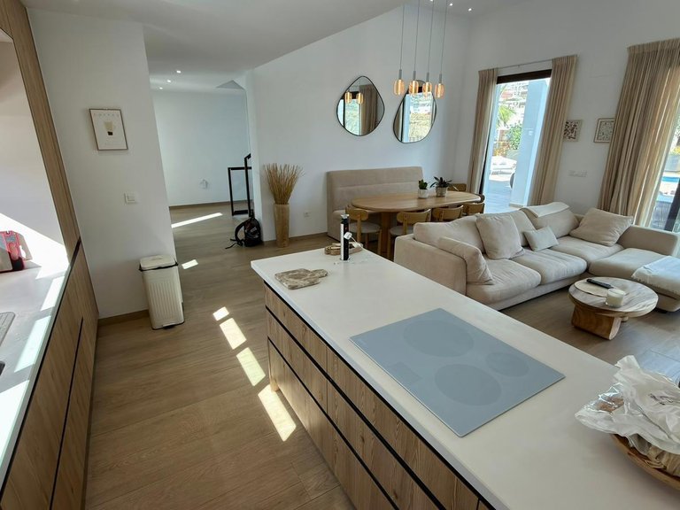 Villa for Sale in Finestrat, Alicante 6