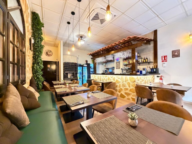 Commercial for Sale in Torrevieja, Alicante 6