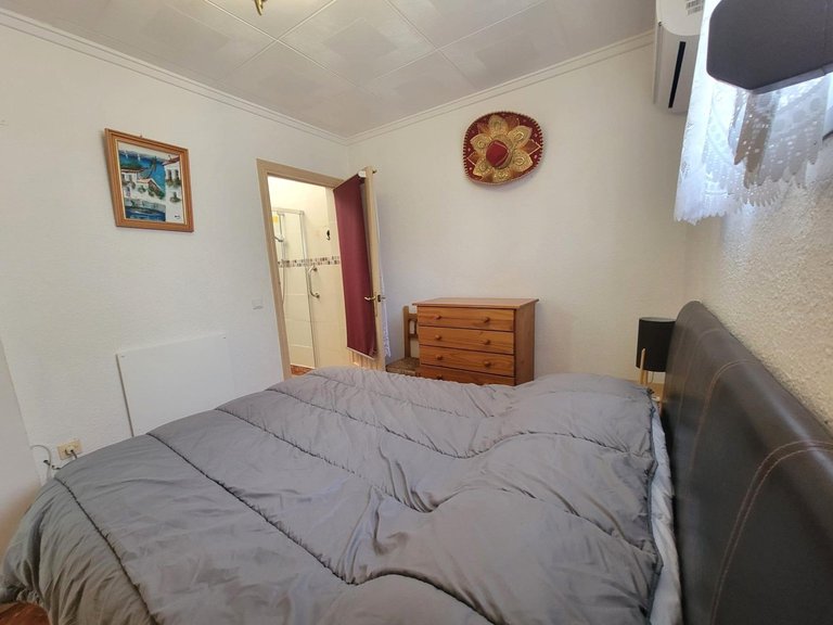 Apartment for Sale in Torrevieja, Alicante 11