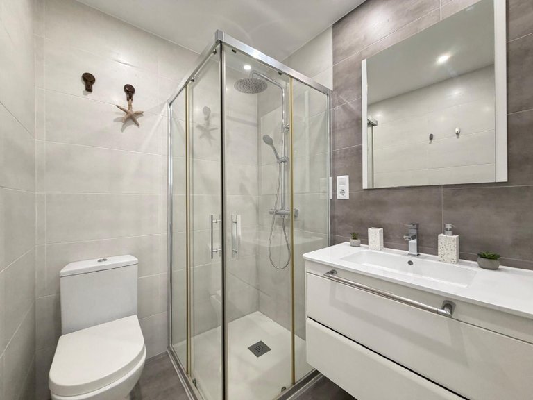 Apartment for Sale in Costa Blanca Torrevieja, Alicante 50