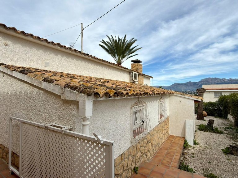 Villa for Sale in Alfaz Del Pi, Alicante 6