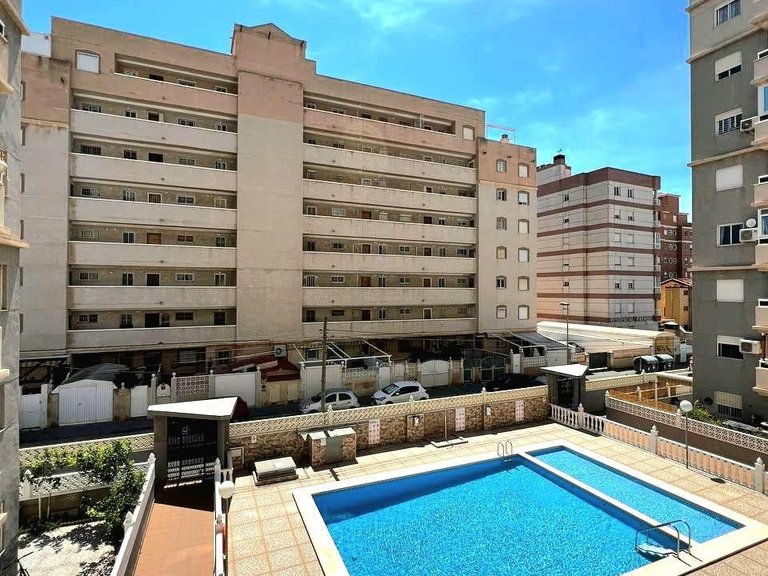 Apartment for Sale in Torrevieja, Alicante 1