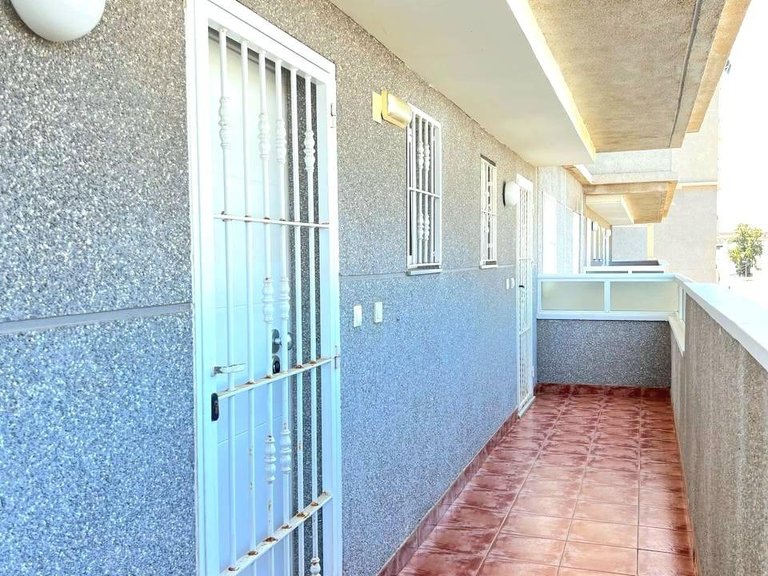 Apartment for Sale in Torrevieja, Alicante 14