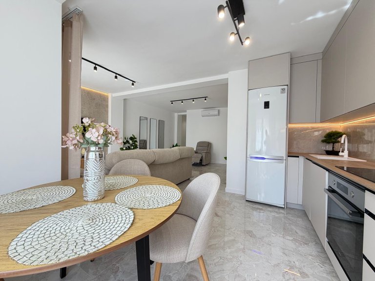 Apartment for Sale in Torrevieja, Alicante 1