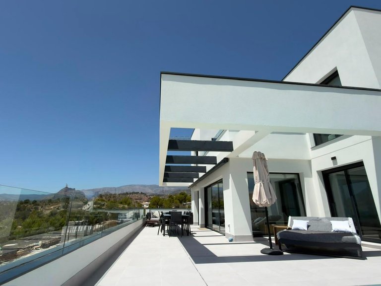 Villa for Sale in Finestrat, Alicante 5