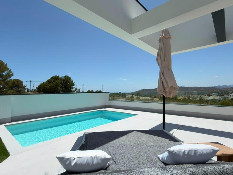Villa for Sale in Finestrat, Alicante 8