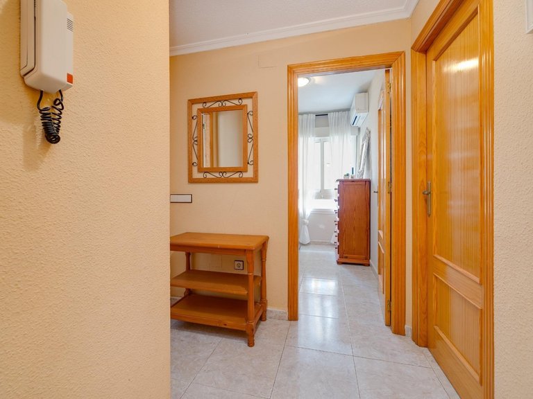 Apartment for Sale in Torrevieja, Alicante 14