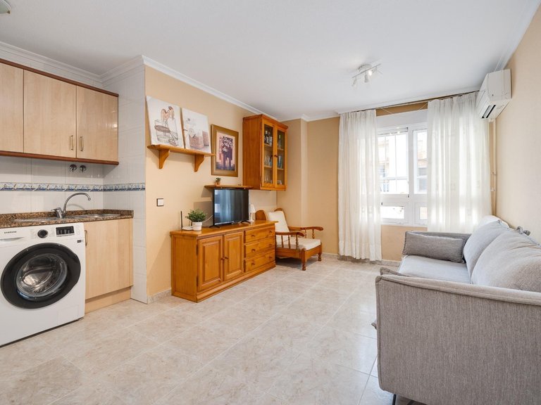 Apartment for Sale in Torrevieja, Alicante 8