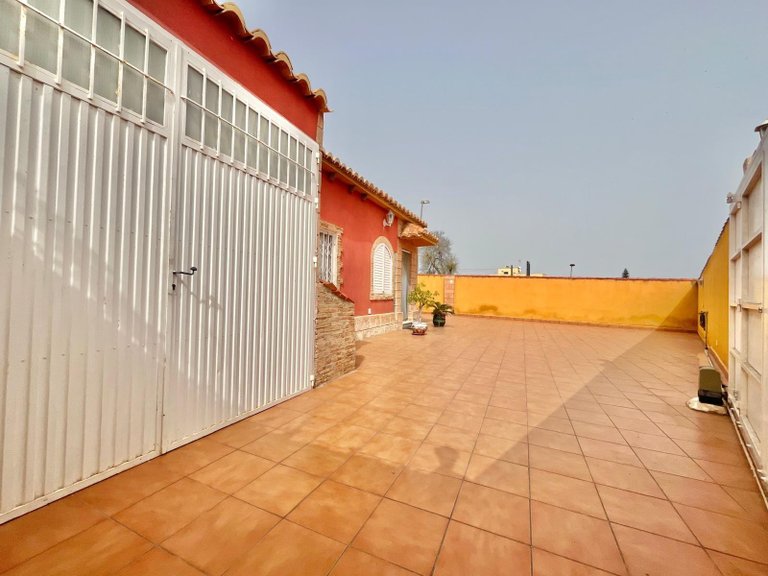 Villa for Sale in Torrevieja, Alicante 5