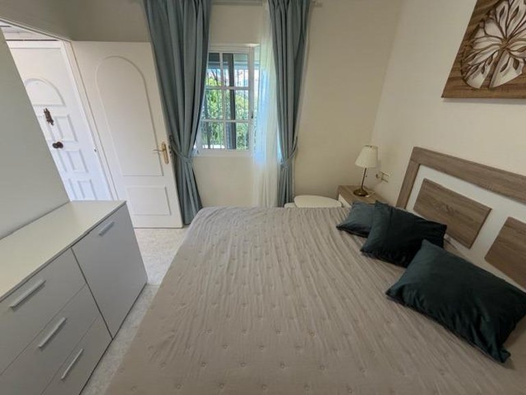 Apartment for Sale in Torrevieja, Alicante 12