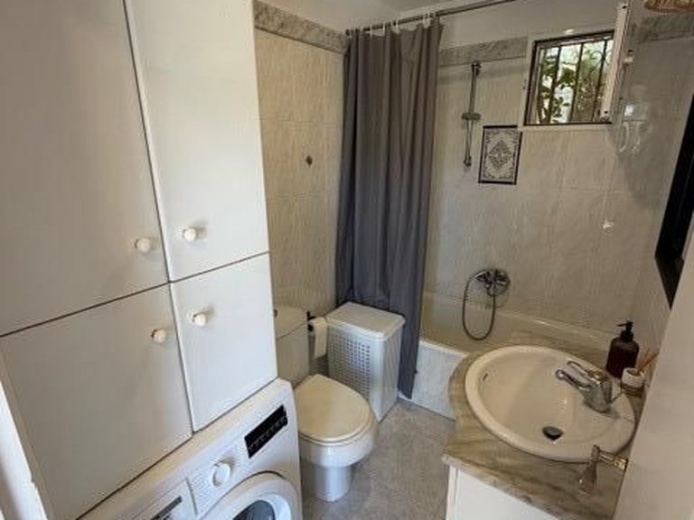 Apartment for Sale in Torrevieja, Alicante 14
