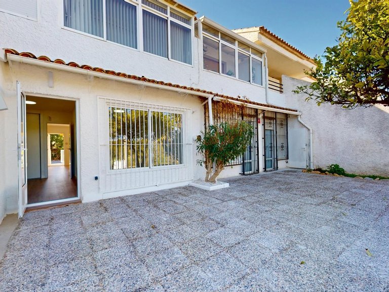 Villa for Sale in Orihuela Costa, Alicante 1