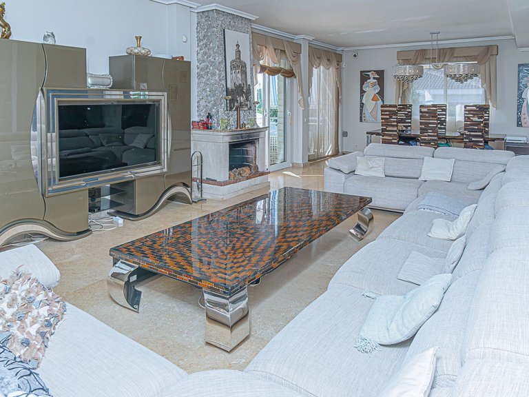 Villa for Sale in Torrevieja, Alicante 8