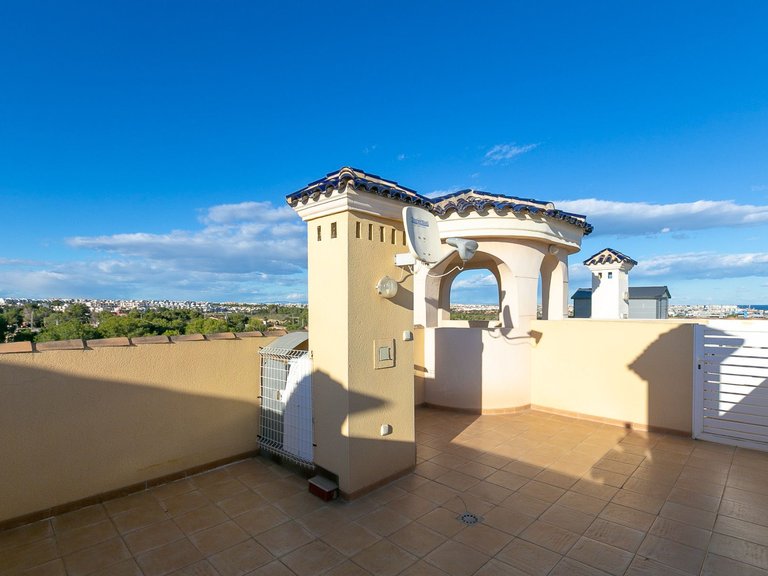 Apartment for Sale in Orihuela Costa, Alicante 2
