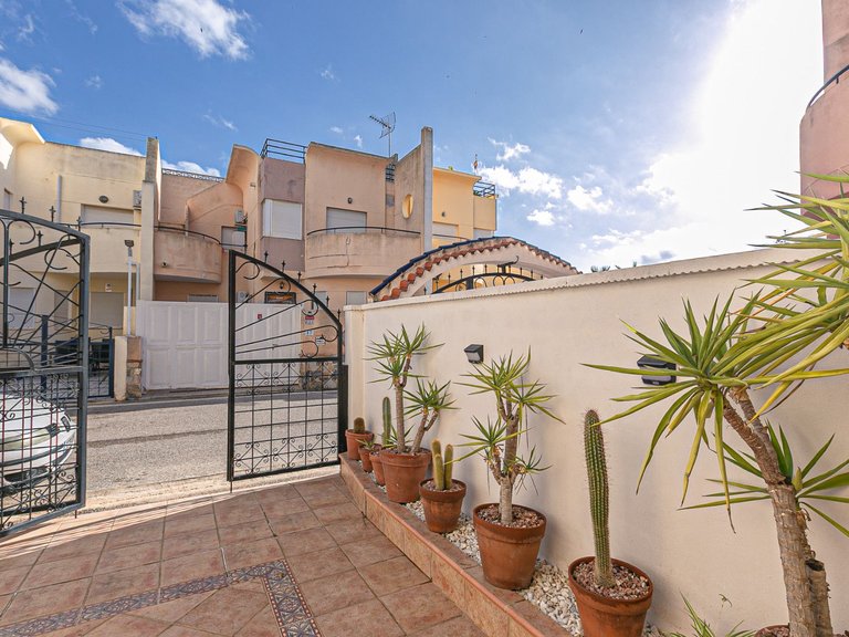 Town House for Sale in Torrevieja, Alicante 3