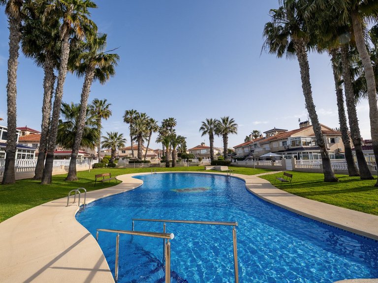 Apartment for Sale in Orihuela Costa, Alicante 4