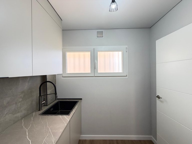 Apartment for Sale in Costa Blanca Torrevieja, Alicante 24