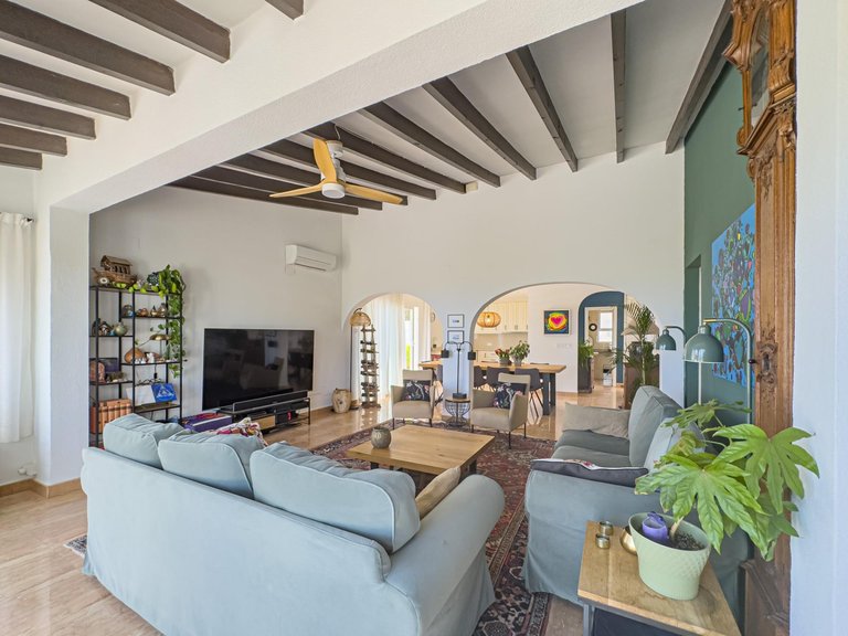 Villa for Sale in La Nucía, Alicante 10