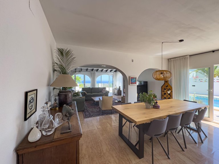 Villa for Sale in La Nucía, Alicante 12