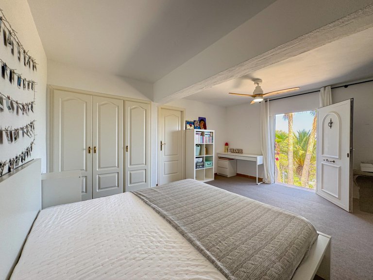 Villa for Sale in La Nucía, Alicante 15