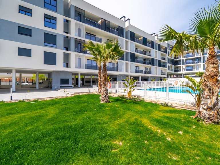 Apartment for Sale in Alicante, Alicante 1