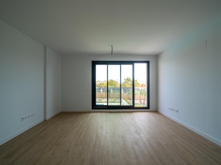 Apartment for Sale in Alicante, Alicante 11