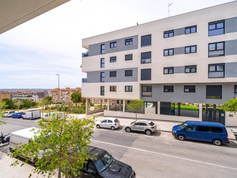 Apartment for Sale in Alicante, Alicante 2