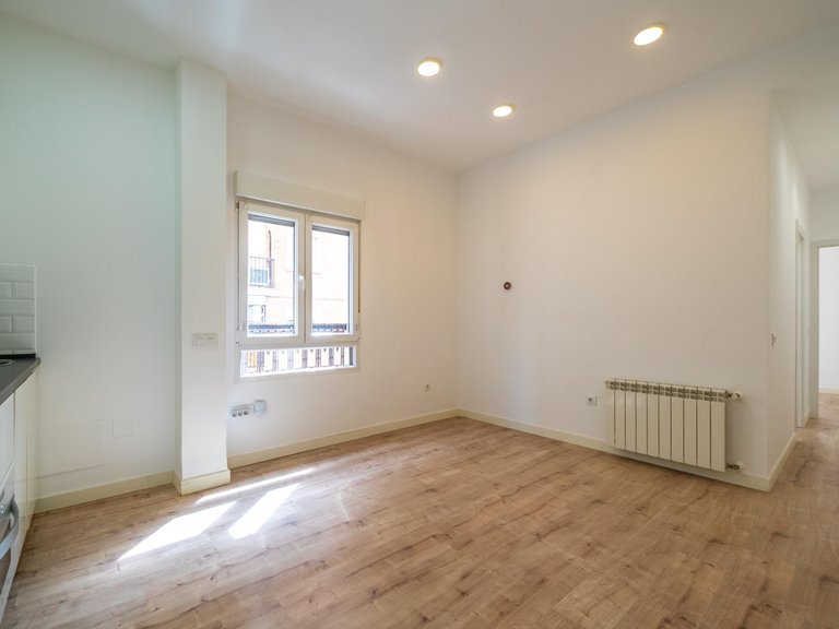 Apartment for Sale in Madrid, Madrid 5