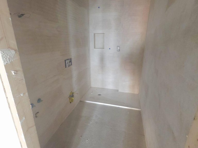 Apartment for Sale in Alicante, Alicante 11