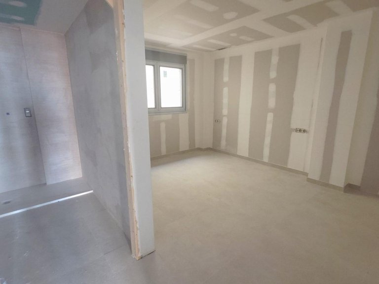 Apartment for Sale in Alicante, Alicante 13