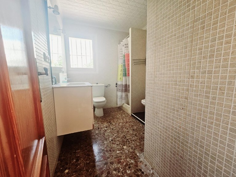 Villa for Sale in Torrevieja, Alicante 15
