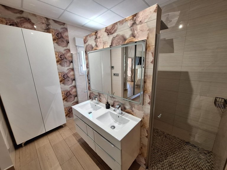 Villa for Sale in Torrevieja, Alicante 13