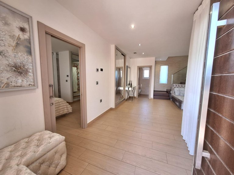 Villa for Sale in Torrevieja, Alicante 14
