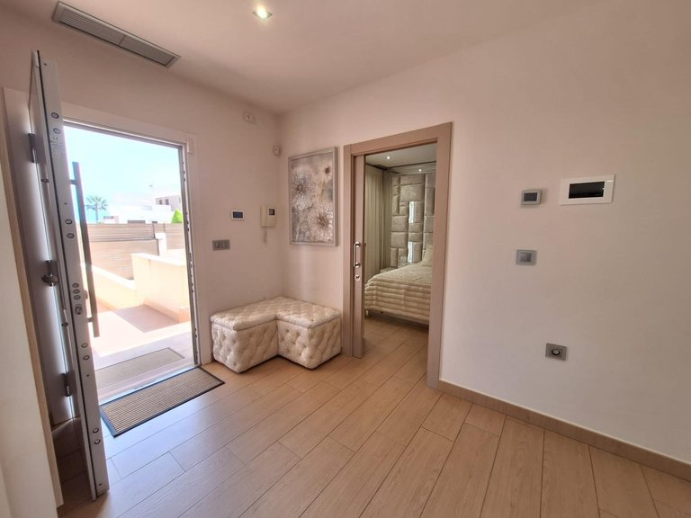 Villa for Sale in Torrevieja, Alicante 9