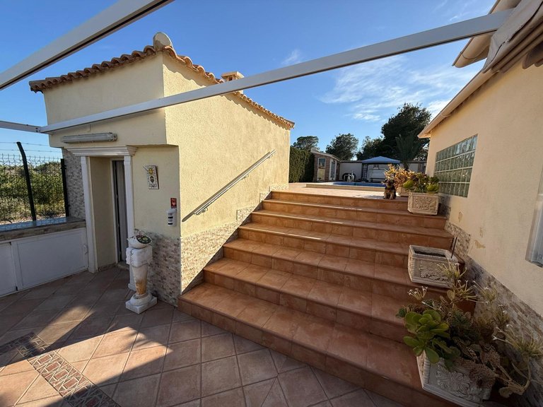 Villa for Sale in Orihuela Costa, Alicante 12