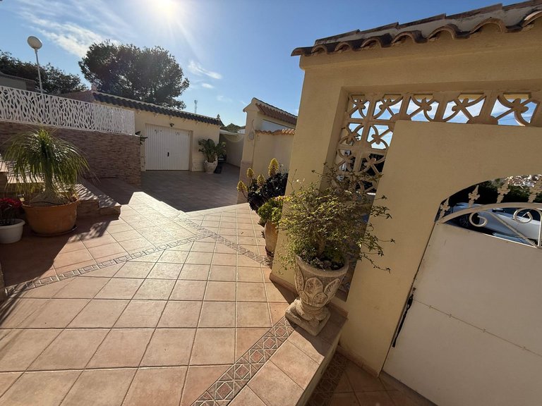 Villa for Sale in Orihuela Costa, Alicante 14