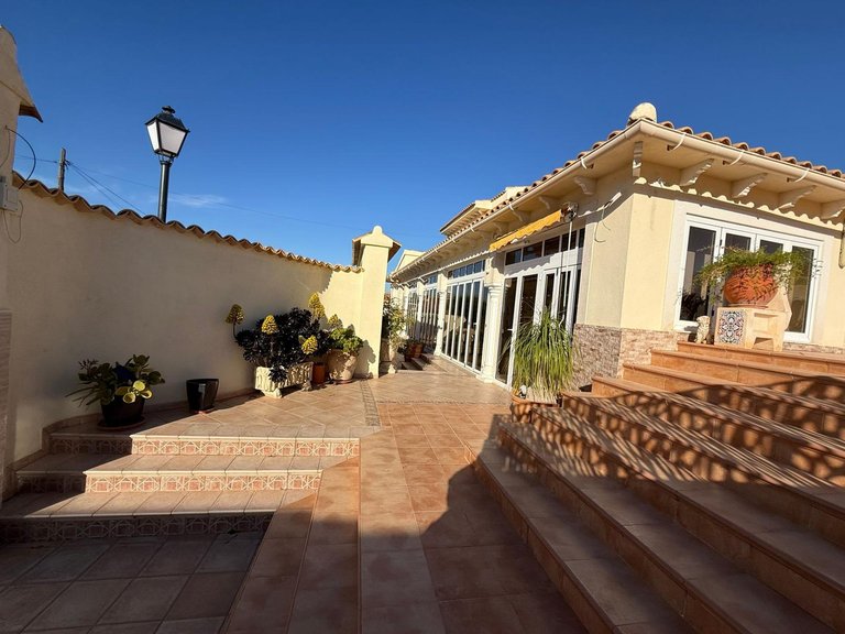 Villa for Sale in Orihuela Costa, Alicante 6