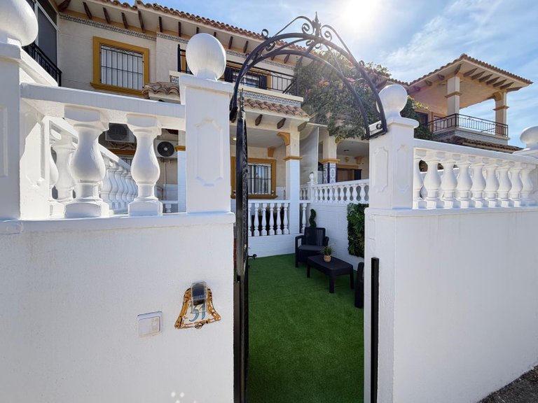 Town House for Sale in Orihuela Costa, Alicante 1