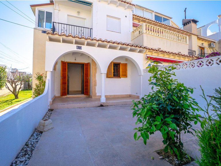 Apartment for Sale in Torrevieja, Alicante 1