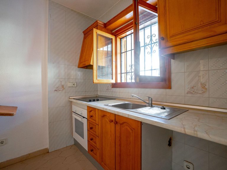 Apartment for Sale in Torrevieja, Alicante 12