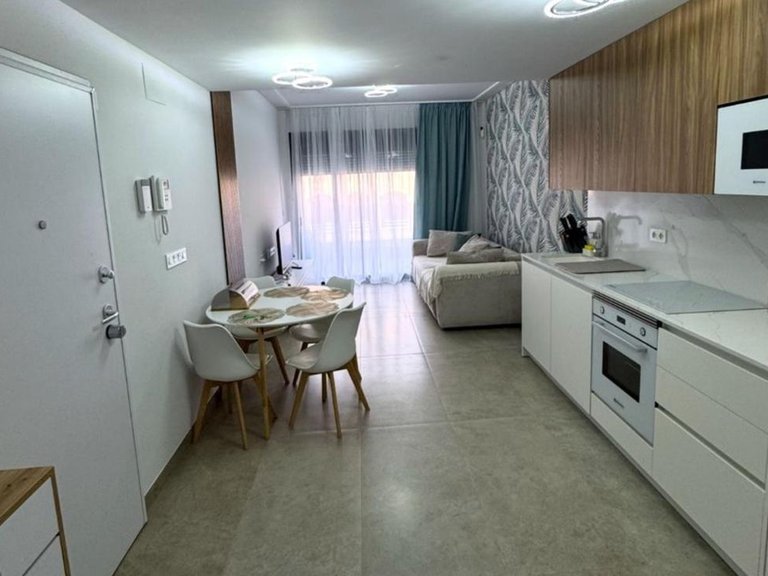 Apartment for Sale in Costa Blanca Torrevieja, Alicante 2