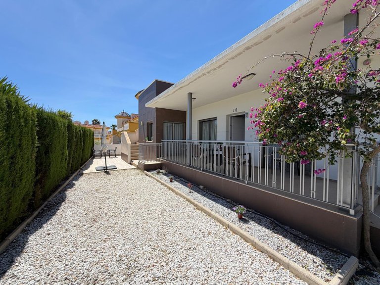 Villa for Sale in Ciudad Quesada, Alicante 1