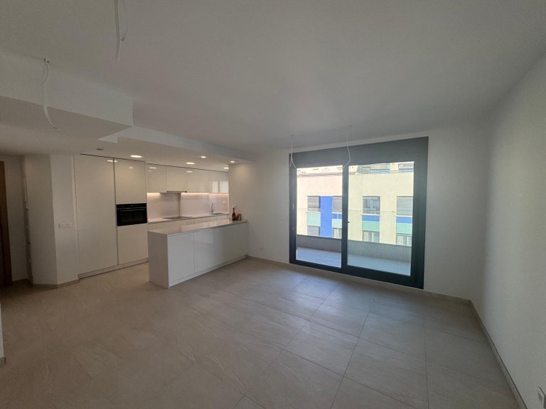 Apartment for Sale in Alicante, Alicante 12
