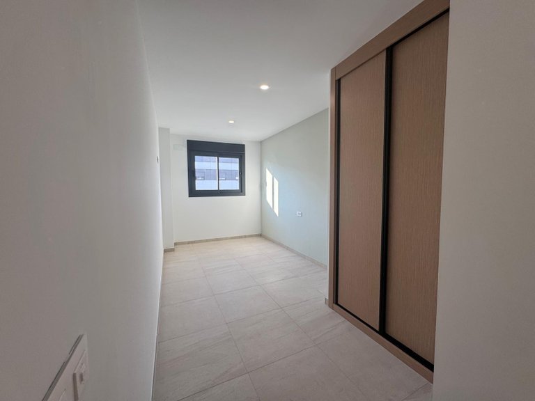 Apartment for Sale in Alicante, Alicante 14