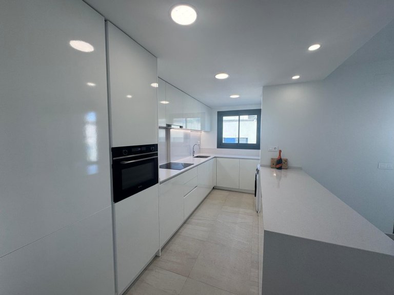 Apartment for Sale in Alicante, Alicante 9