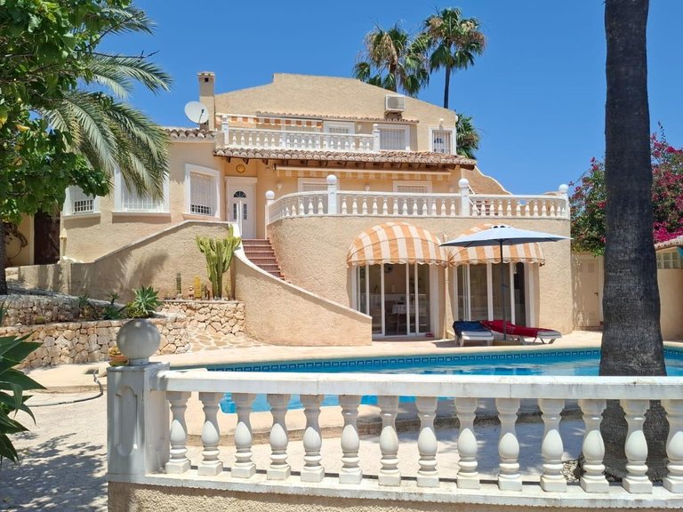 Town House for Sale in Benissa, Alicante 1
