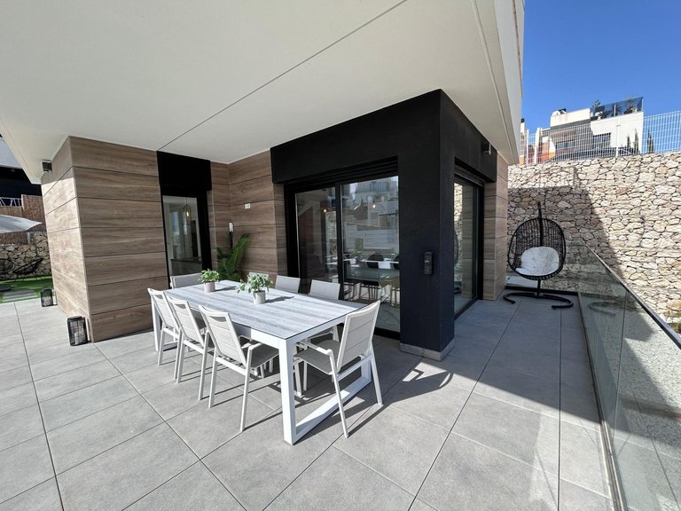 Villa for Sale in Finestrat, Alicante 4