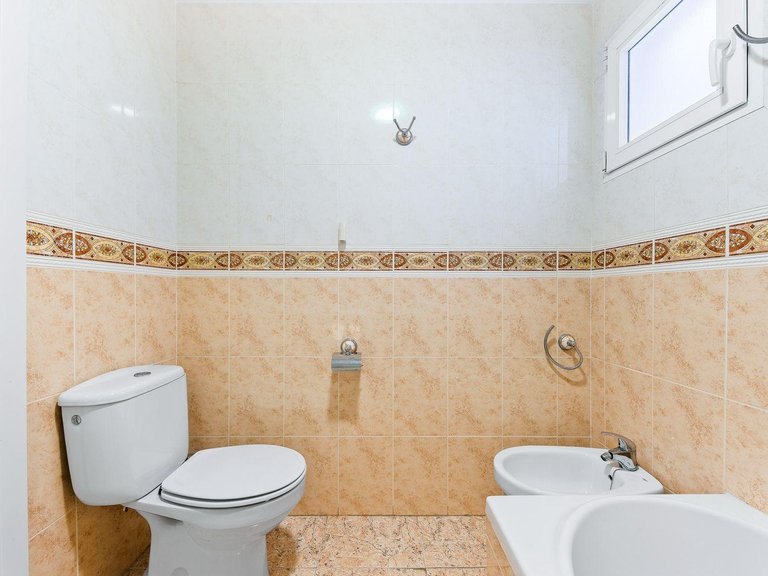 Apartment for Sale in Torrevieja, Alicante 12