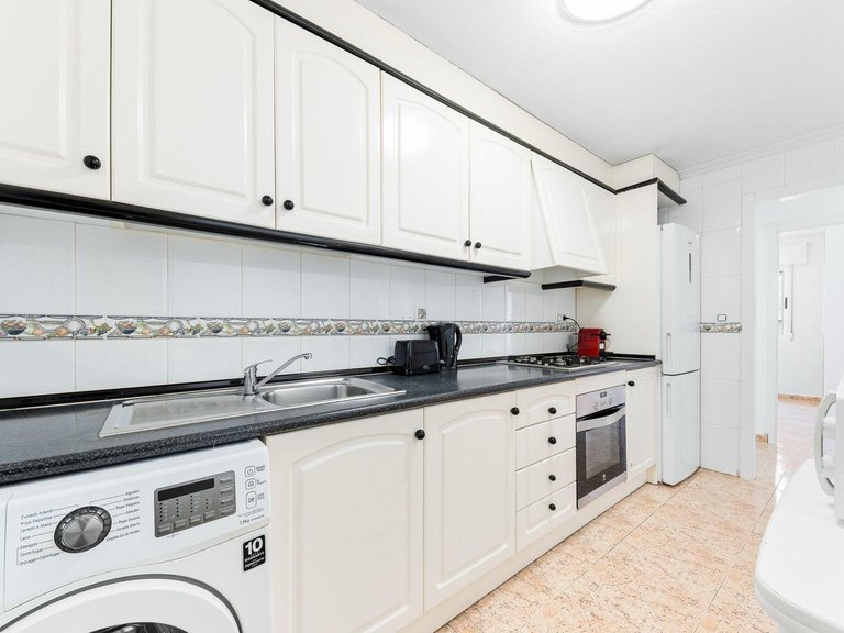 Apartment for Sale in Torrevieja, Alicante 14